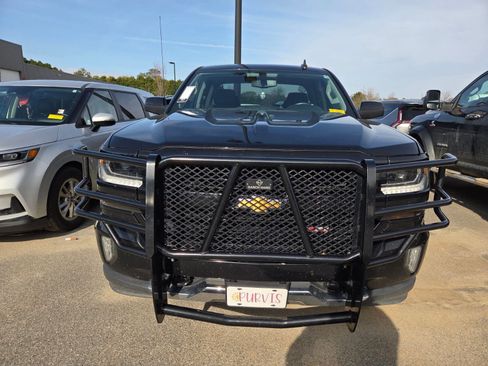 Used 2018 Chevrolet Silverado 1500 LT w/ All Star Edition image 14