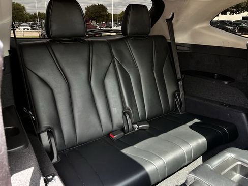 Used 2022 Acura MDX FWD image 30