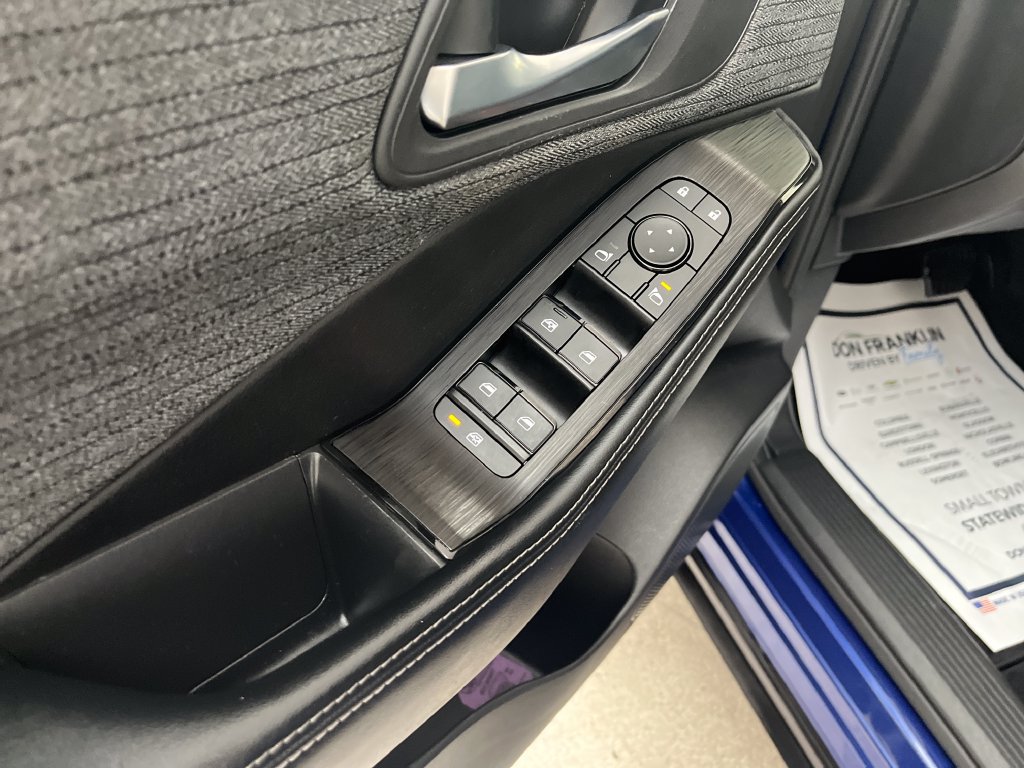 Used 2023 Nissan Rogue SV AWD/4WD image 10