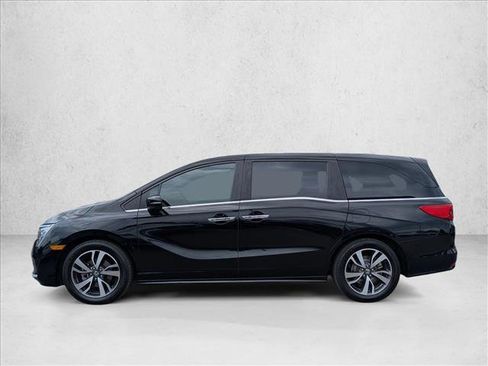 Used 2023 Honda Odyssey Touring image 9