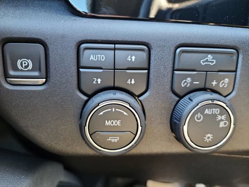 New 2026 Chevrolet Silverado 1500 LT image 22