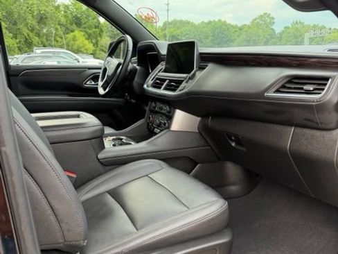 Used 2023 Chevrolet Tahoe LT w/ Luxury Package AWD/4WD image 12
