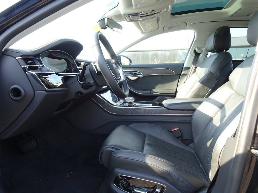 Used 2022 Audi A8 L 3.0T AWD/4WD image 9