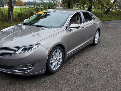 Used 2016 Lincoln MKZ Hybrid w/ Equipment Group 500A Select image 12
