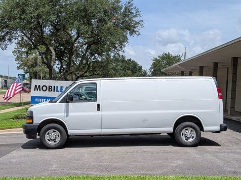 Used 2023 Chevrolet Express 2500 Extended w/ Driver Convenience Package RWD image 10