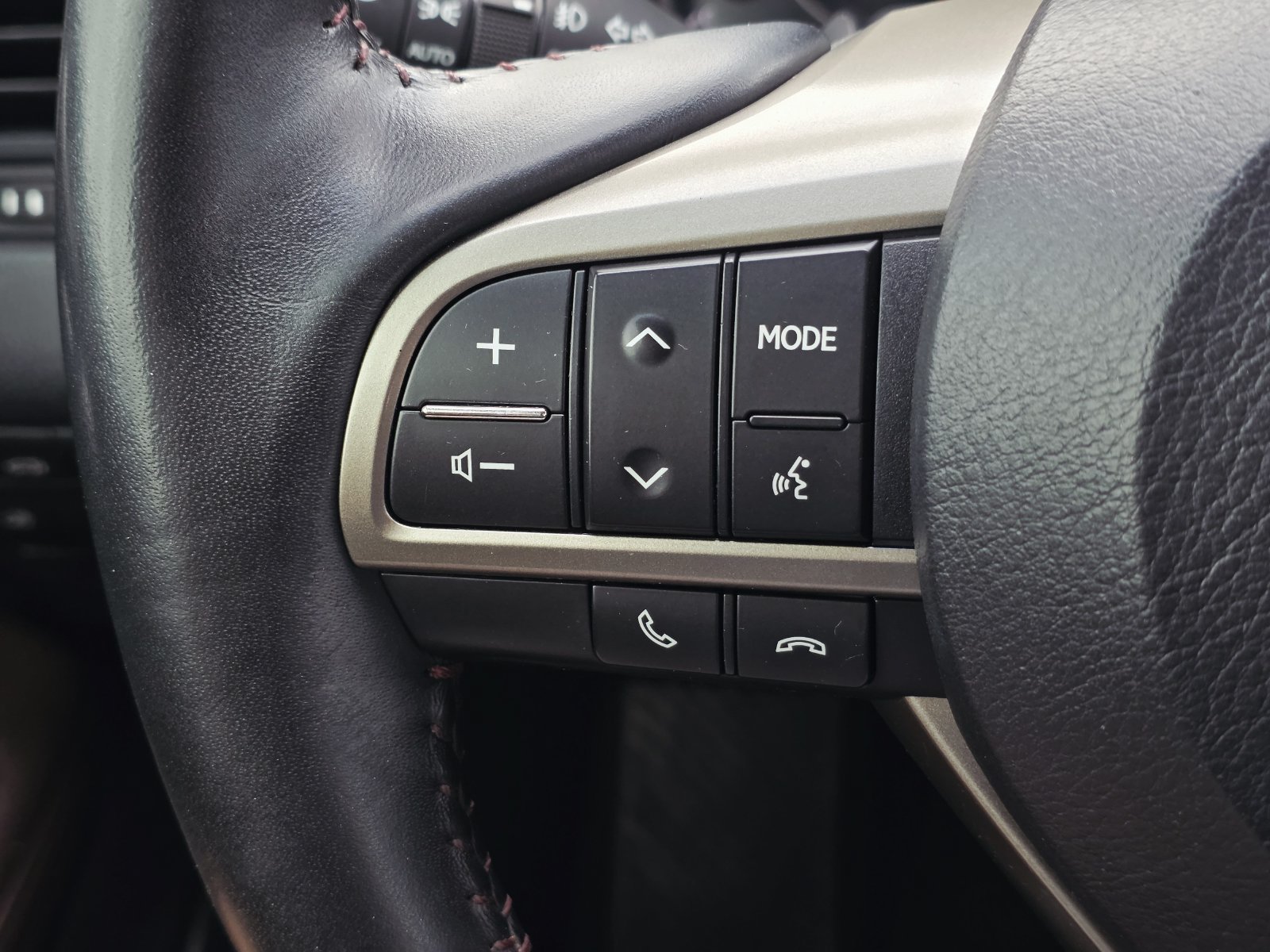 Used 2016 Lexus RX 350 FWD w/ Premium Package image 29