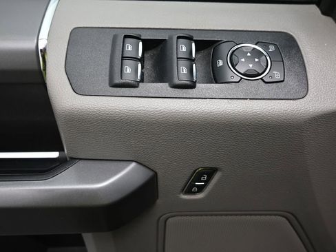 Used 2019 Ford F150 XLT w/ Equipment Group 302A Luxury image 16