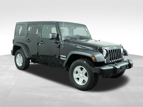 Used 2014 Jeep Wrangler Unlimited Sport w/ Quick Order Package 24S AWD/4WD image 2