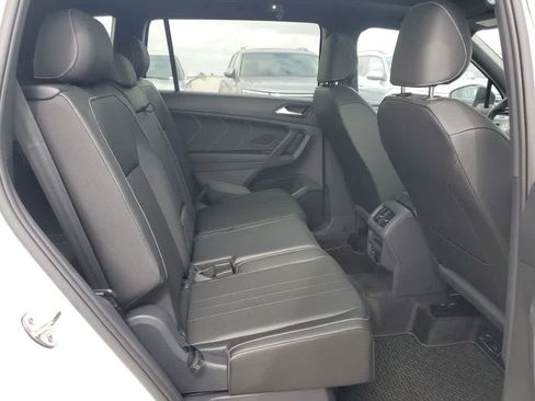 Used 2024 Volkswagen Tiguan SE R-Line FWD image 30
