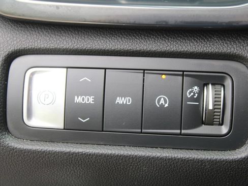 Used 2024 GMC Acadia AT4 w/ Super Cruise Package AWD/4WD image 32