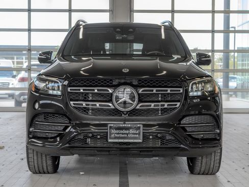 Used 2023 Mercedes-Benz GLS 580 4MATIC image 11