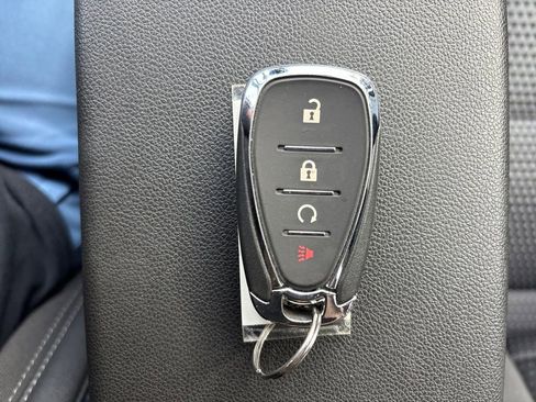 Used 2025 Chevrolet Trax LT image 22