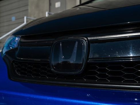 Used 2018 Honda Fit EX image 40