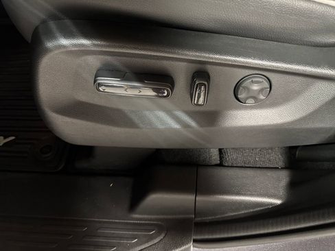 Used 2025 Honda Odyssey Touring image 15