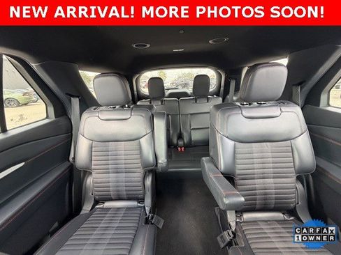 Used 2025 Ford Explorer ST-Line image 8