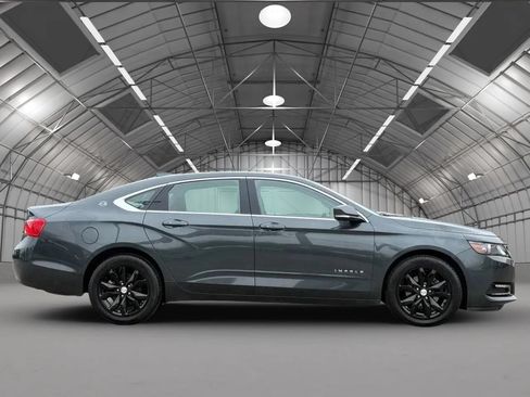Used 2018 Chevrolet Impala LT FWD image 8