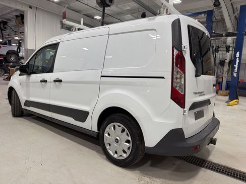 Used 2018 Ford Transit Connect XLT image 5