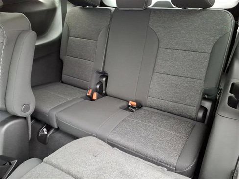 New 2026 Chevrolet Traverse LT w/ Driver Confidence Package image 10