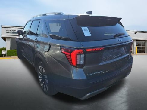 Used 2025 Ford Explorer Platinum w/ LUX Leather Package image 7