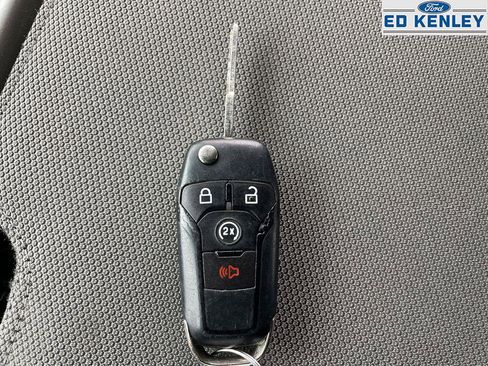 Used 2015 Ford F150 XLT w/ Equipment Group 302A Luxury image 9