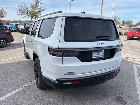 New 2026 Jeep Grand Wagoneer Summit AWD/4WD image 25