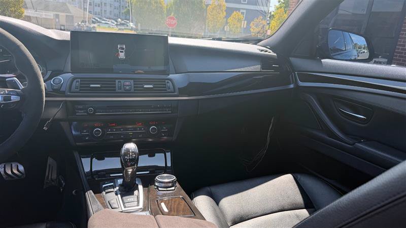 Used 2014 BMW 535i xDrive w/ M Sport Package AWD/4WD image 26
