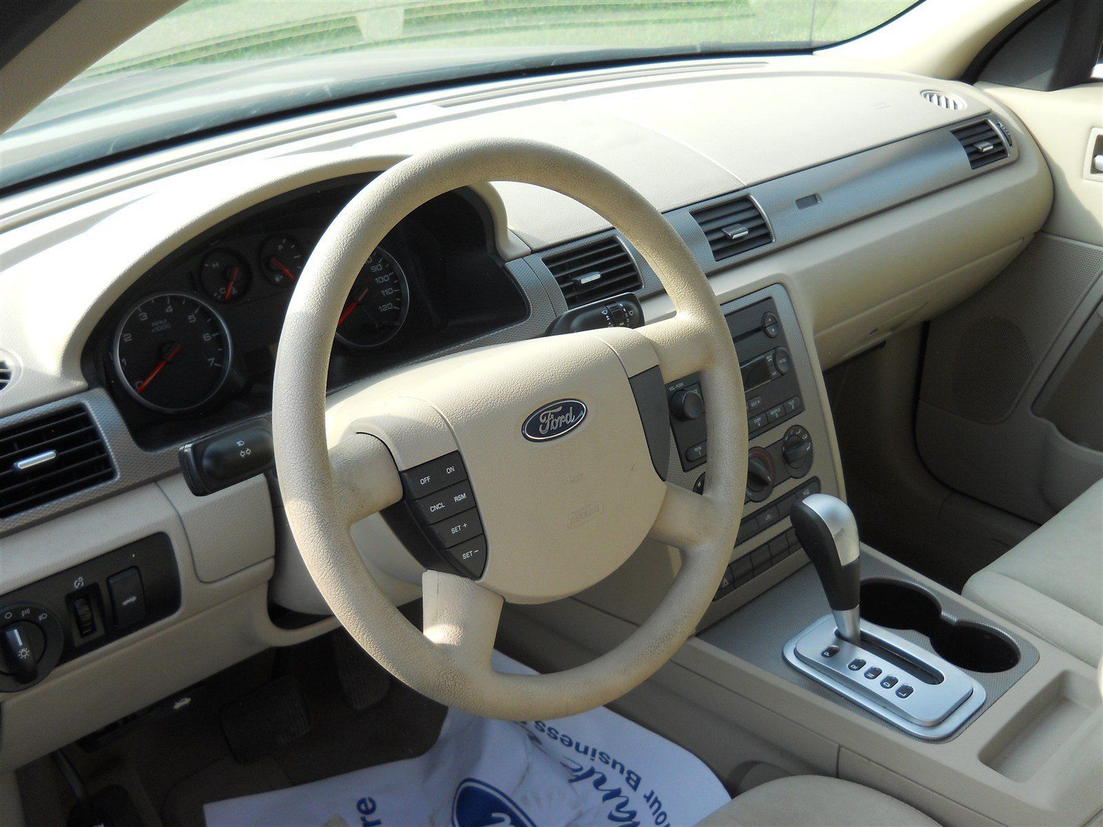 Used 2006 Ford Five Hundred SE FWD image 5
