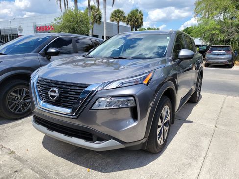 Certified 2023 Nissan Rogue SV AWD/4WD image 2