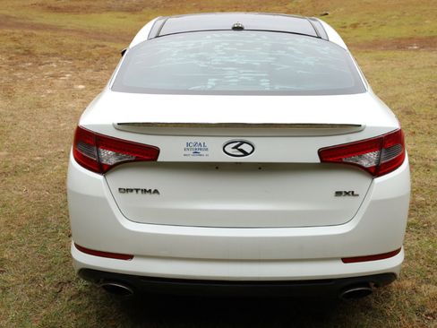 Used 2013 Kia Optima SX w/ Limited Pkg image 3