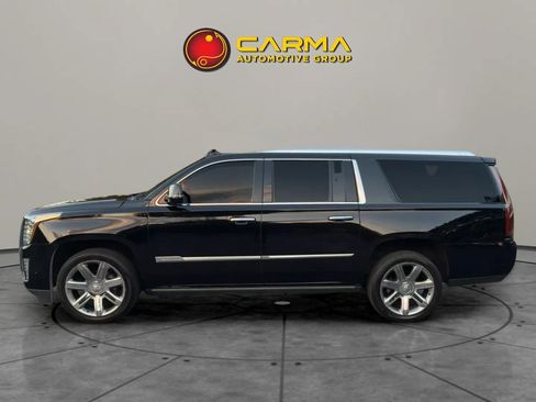 Used 2018 Cadillac Escalade ESV Premium Luxury image 3