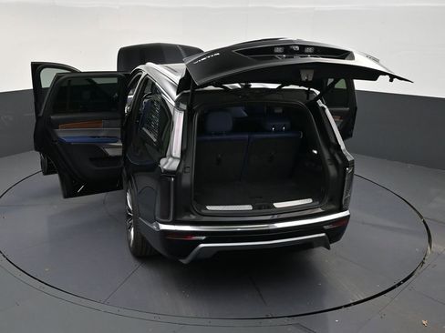 Used 2026 Cadillac Vistiq Premium Luxury AWD/4WD image 32