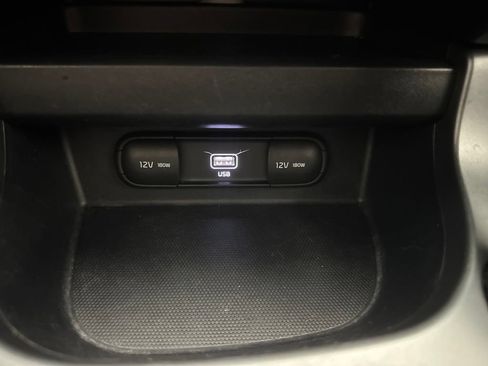 Used 2021 Kia Seltos S FWD image 25