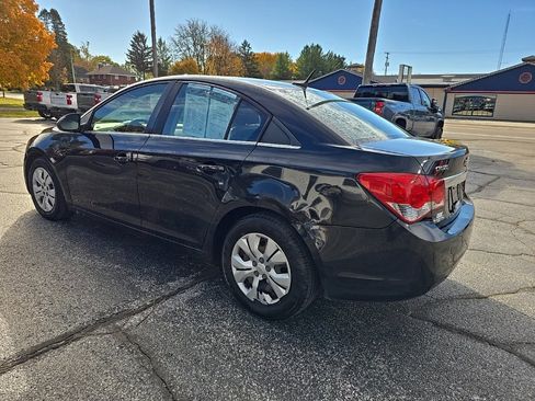 Used 2012 Chevrolet Cruze LS image 3