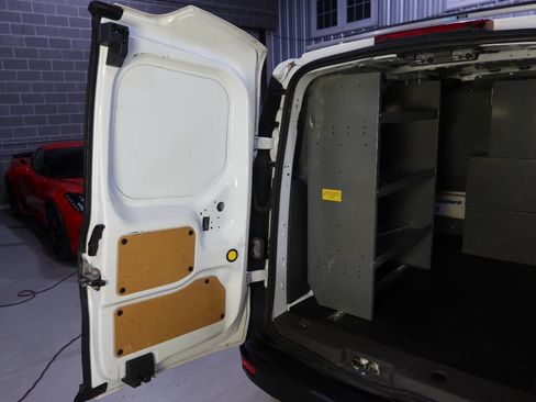 Used 2020 Ford Transit Connect XL image 18