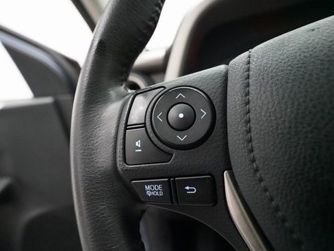 Used 2013 Toyota RAV4 Limited image 18