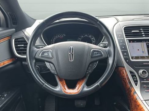 Used 2016 Lincoln MKX Select w/ Select Plus Package FWD image 13