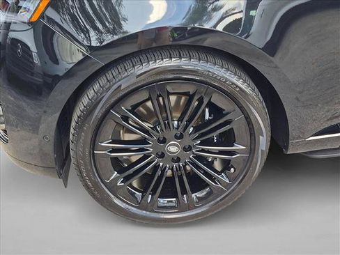 Used 2024 Land Rover Range Rover SE AWD/4WD image 25