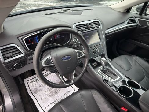 Used 2013 Ford Fusion Titanium w/ Titanium Driver Assist Pkg image 23