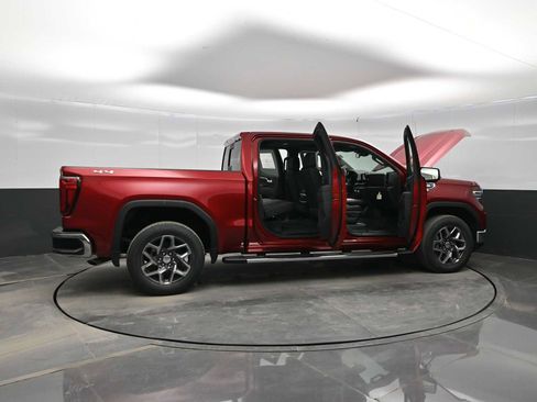 New 2026 GMC Sierra 1500 SLT w/ SLT Premium Plus Package AWD/4WD image 42
