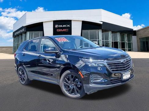 Used 2024 Chevrolet Equinox LS w/ LS Convenience Package AWD/4WD image 2