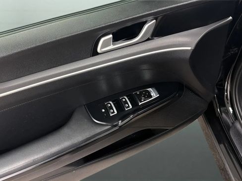 Used 2021 Kia K5 LXS FWD image 18