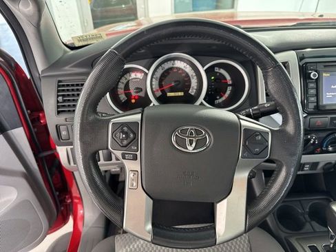 Used 2015 Toyota Tacoma PreRunner w/ SR5 Package RWD image 25