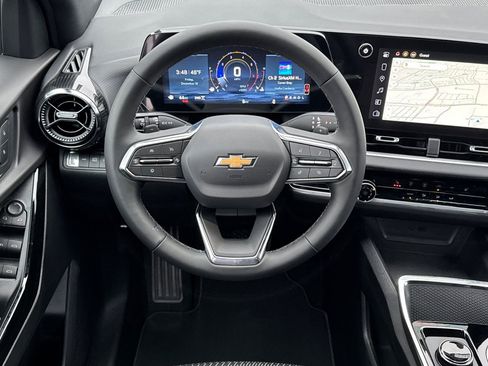 New 2026 Chevrolet Equinox LT image 13