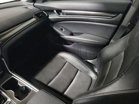Used 2022 Honda Accord Sport image 17