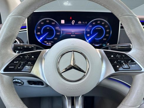 Used 2023 Mercedes-Benz EQE 500 4MATIC SUV image 10