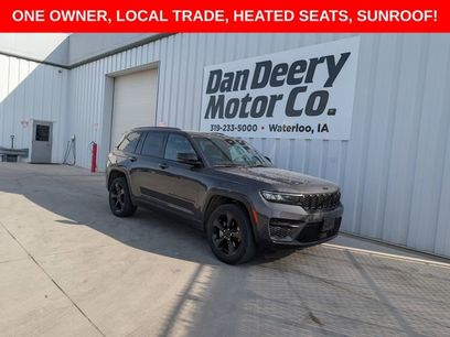 Used 2023 Jeep Grand Cherokee Altitude