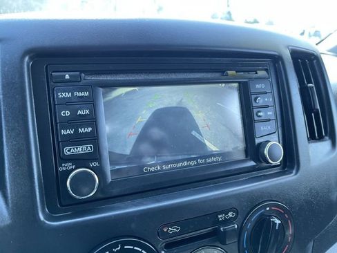 Used 2017 Chevrolet City Express LT w/ Technology Package image 15