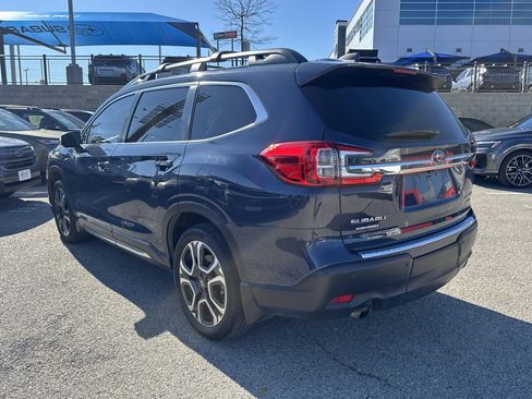 Certified 2023 Subaru Ascent Limited w/ Technology Package image 5