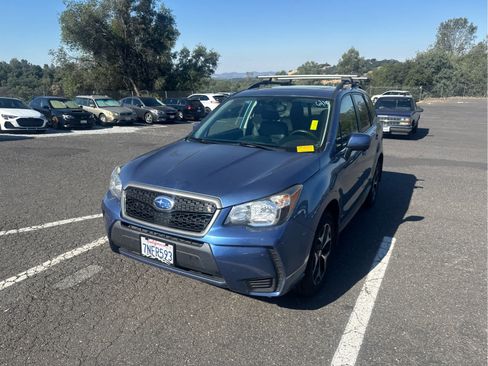 Used 2016 Subaru Forester 2.0XT Premium w/ Popular Package #2 AWD/4WD image 1