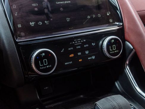 Used 2022 Jaguar E-PACE 300 Sport AWD/4WD image 18